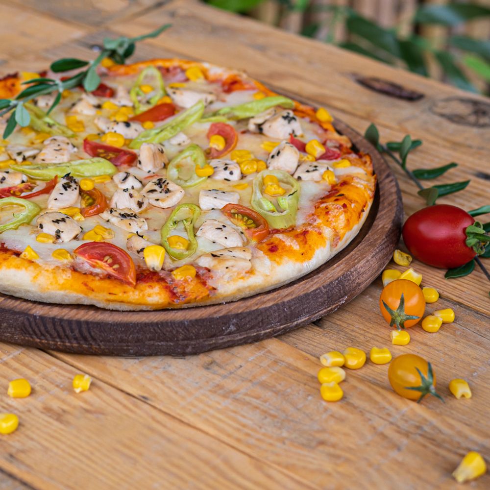 Deluxe Tavuklu Pizza (Büyük)