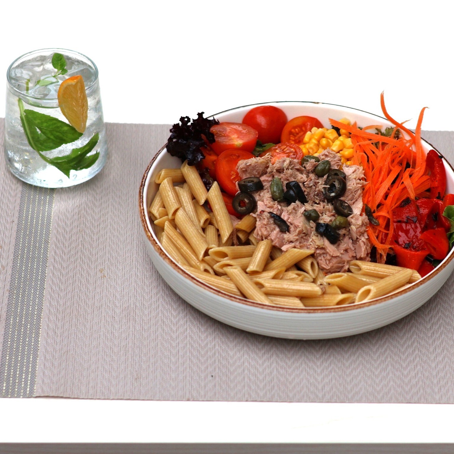 Tam Buğday Makarnalı Ton Balıklı Bowl Menü