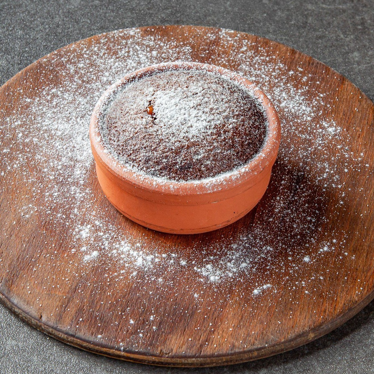 Güveçte Çikolatalı Sufle
