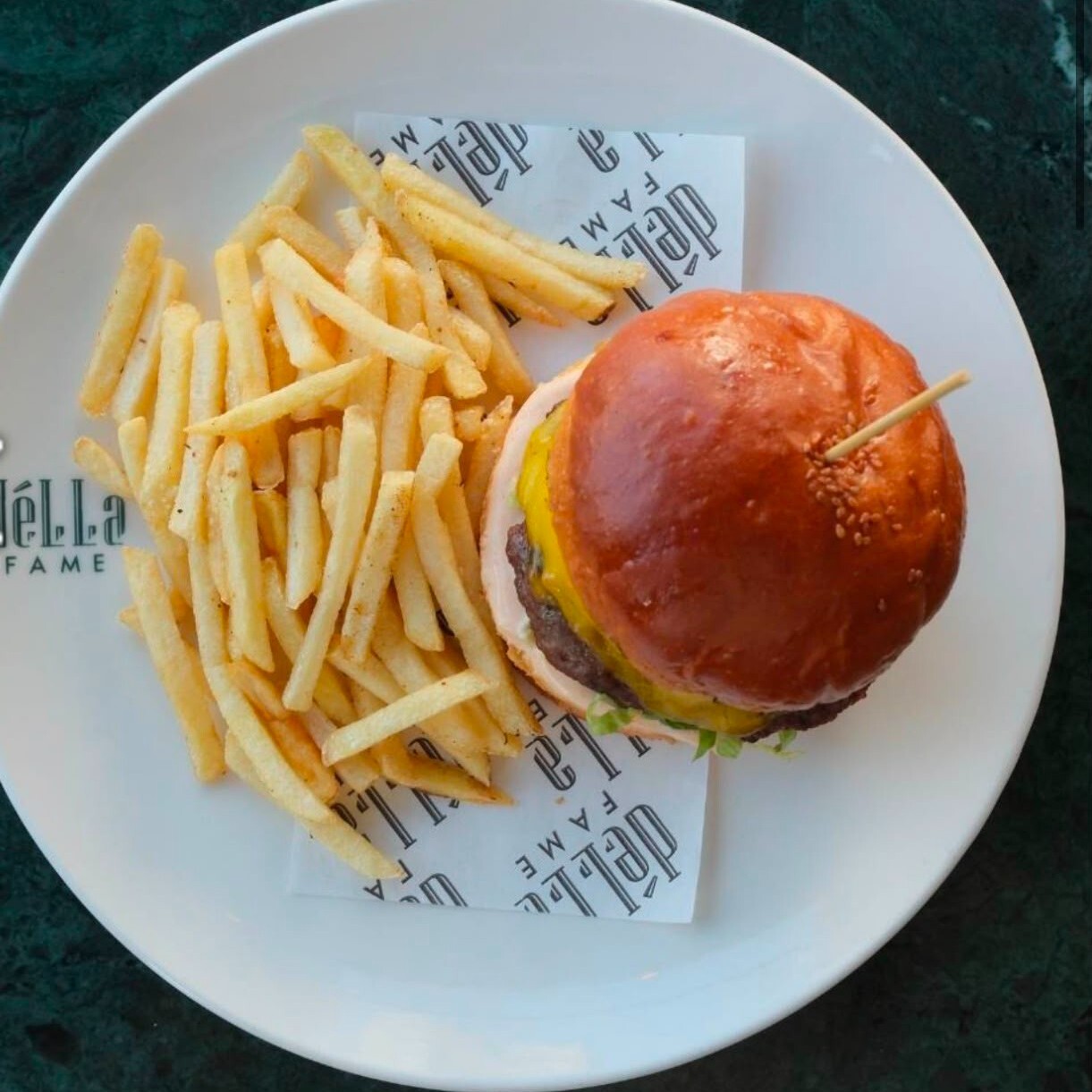 Cheese burger