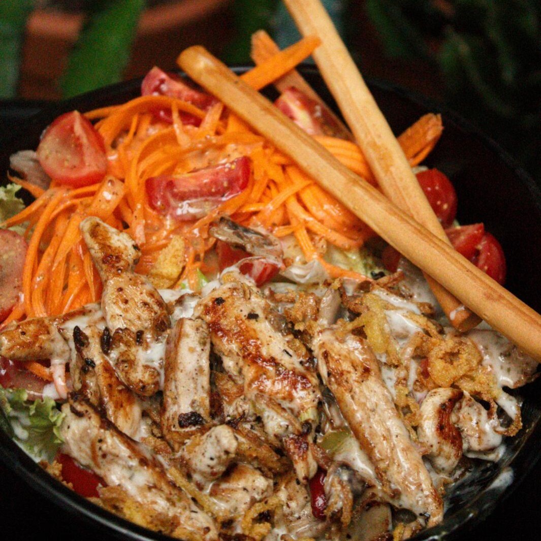 Tavuklu Salata