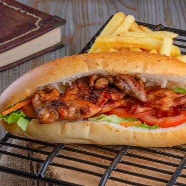 Bütün Ekmek Arası Tavuk