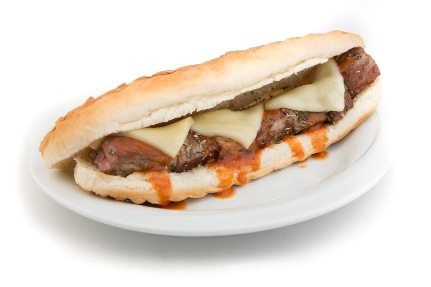Biftek Kaşarlı Sandviç