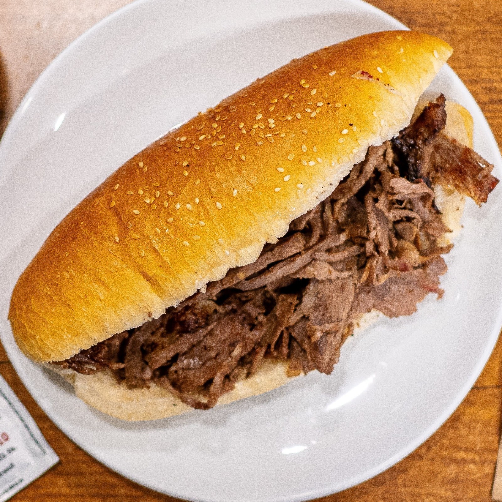 Bütün Ekmek Arası Et Döner
