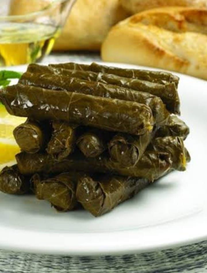 Zeytinyağlı Yaprak Sarma (1 kg)