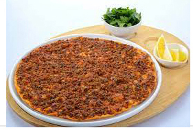 Sarımsaklı Lahmacun