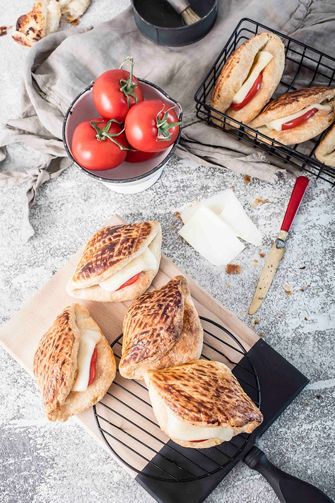 Domates Kaşarlı Poğaça (Adet)