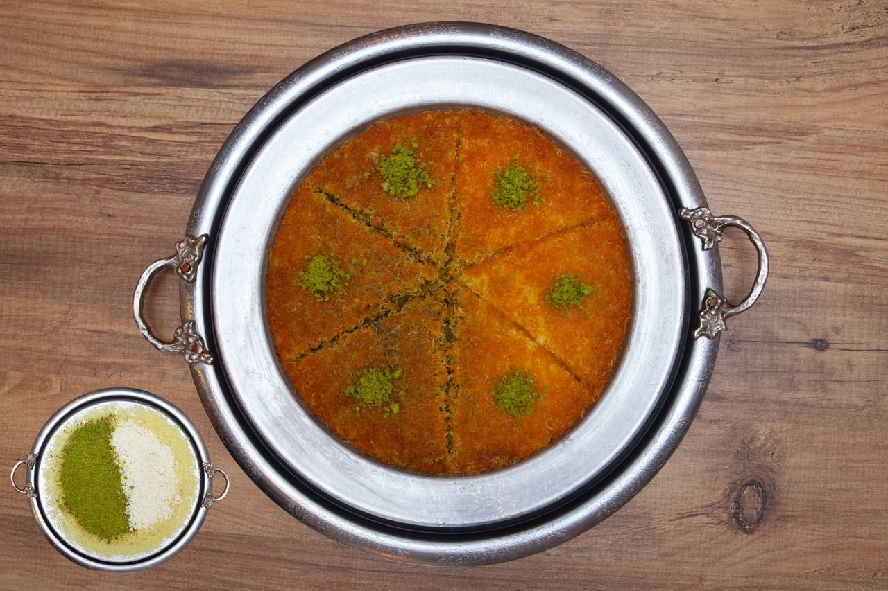 Yarı Fıstık Yarı Peynir Künefe(3Kişilik)