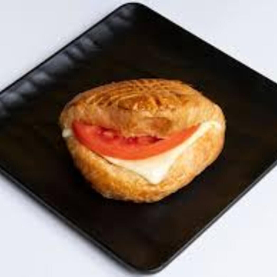 Domates Kaşarlı