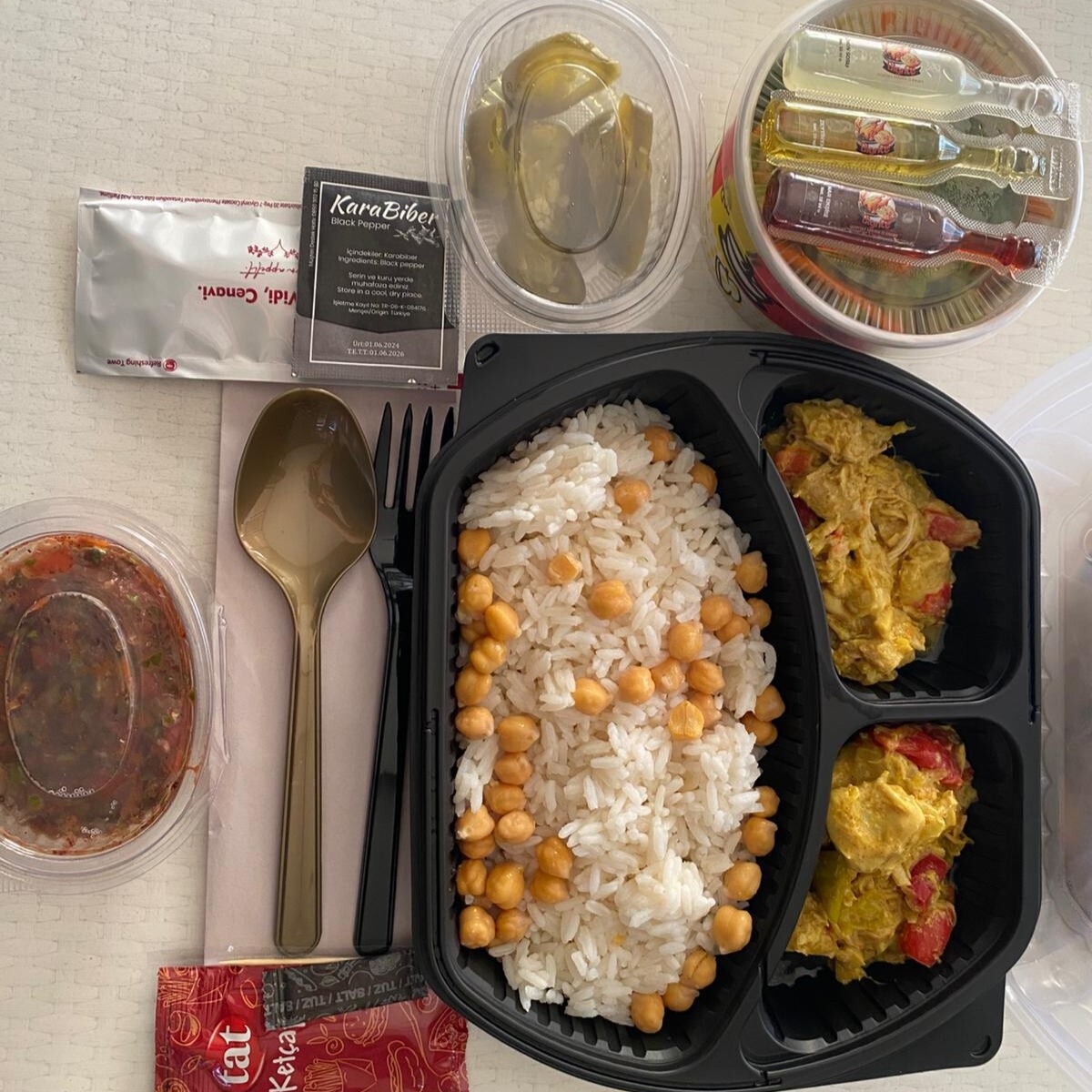 Bigrice Altın Pilav 150 Gr Köri Soslu Tavuk 300gr Teraglı Pilav