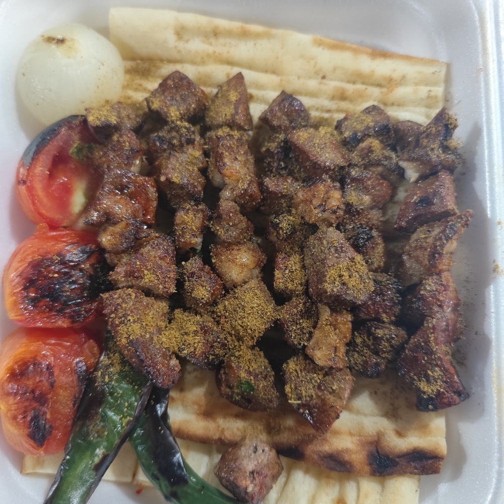 Kuzu ciğeri servis