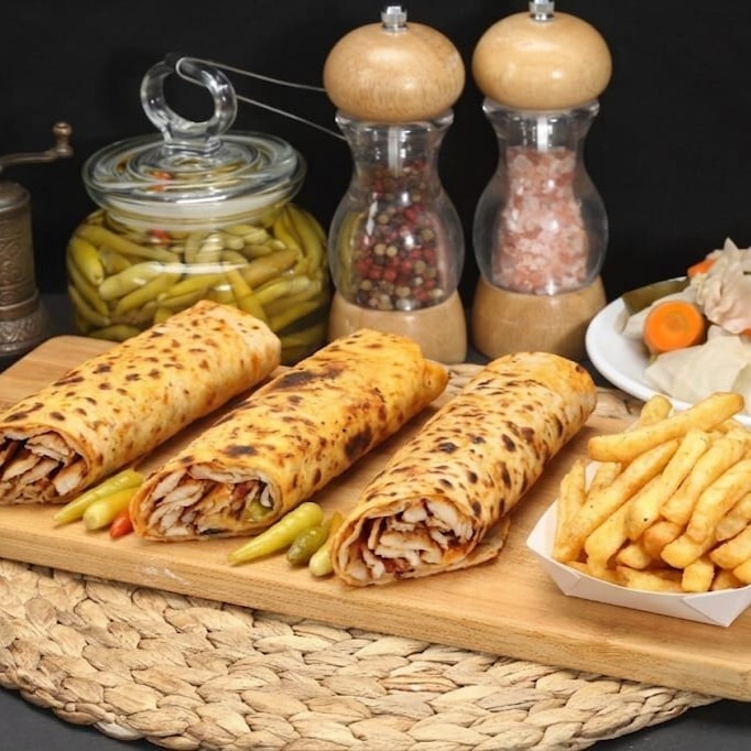 (3 Adet) Hatay Usulü Mega Tavuk Döner (150 gr) (40 cm) + Patates