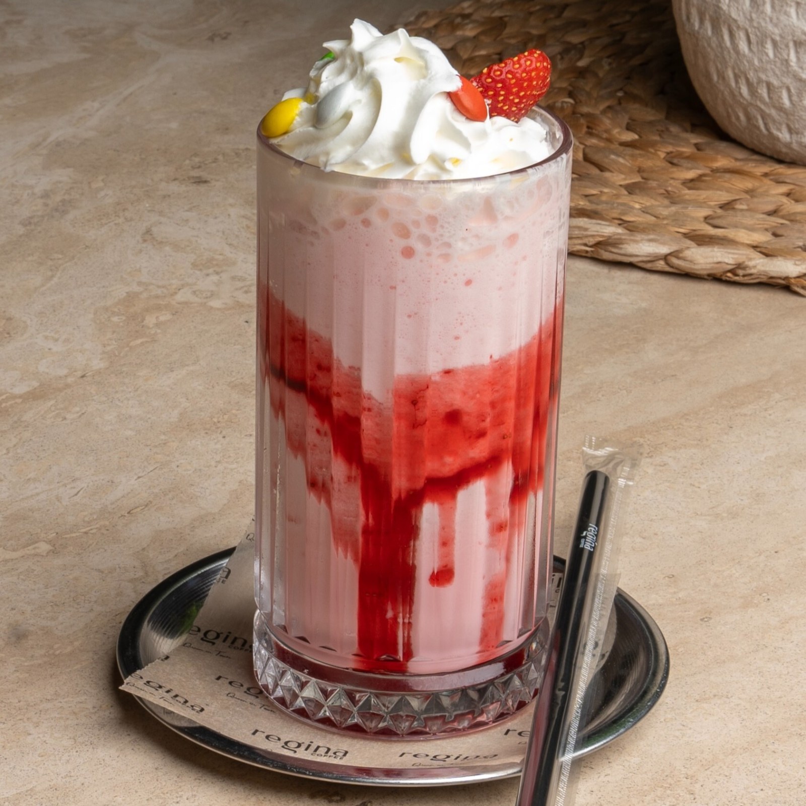 Çilekli Milkshake