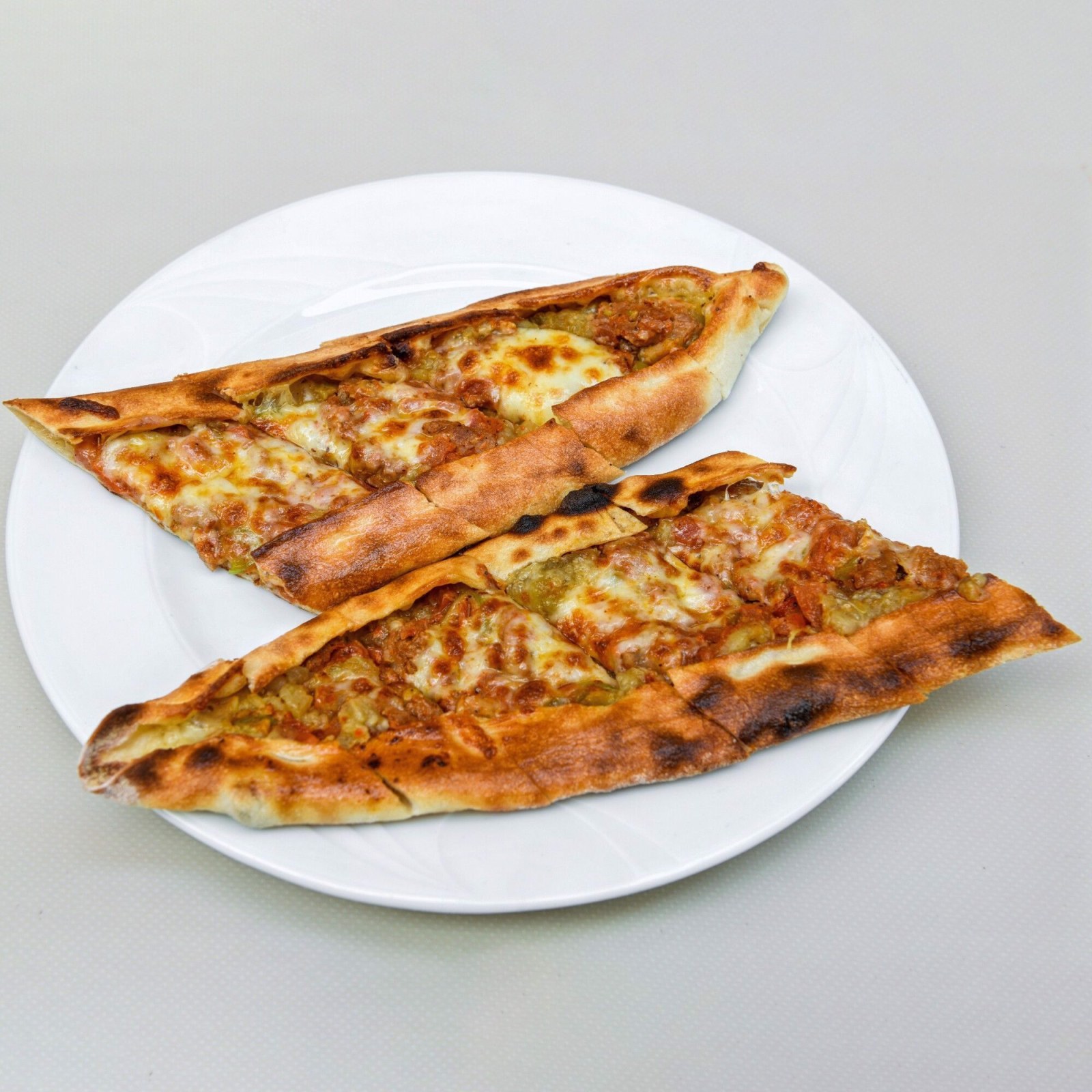 Kıymalı Kaşarlı Menü