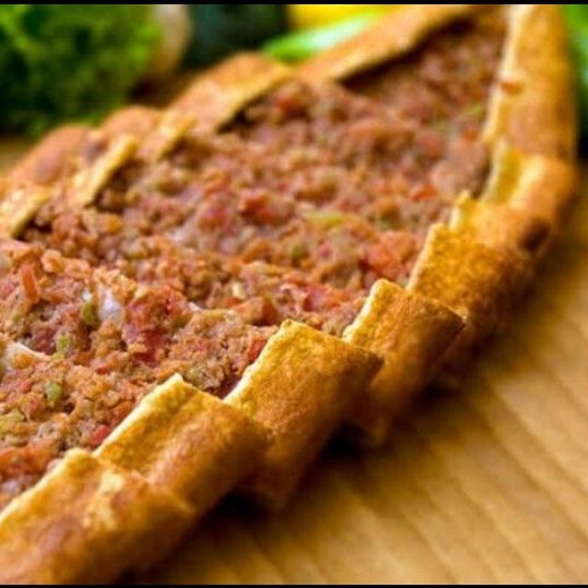 Kıymalı Pide