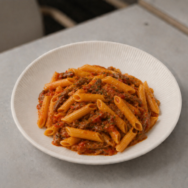 Penne Pomodoro Manzo