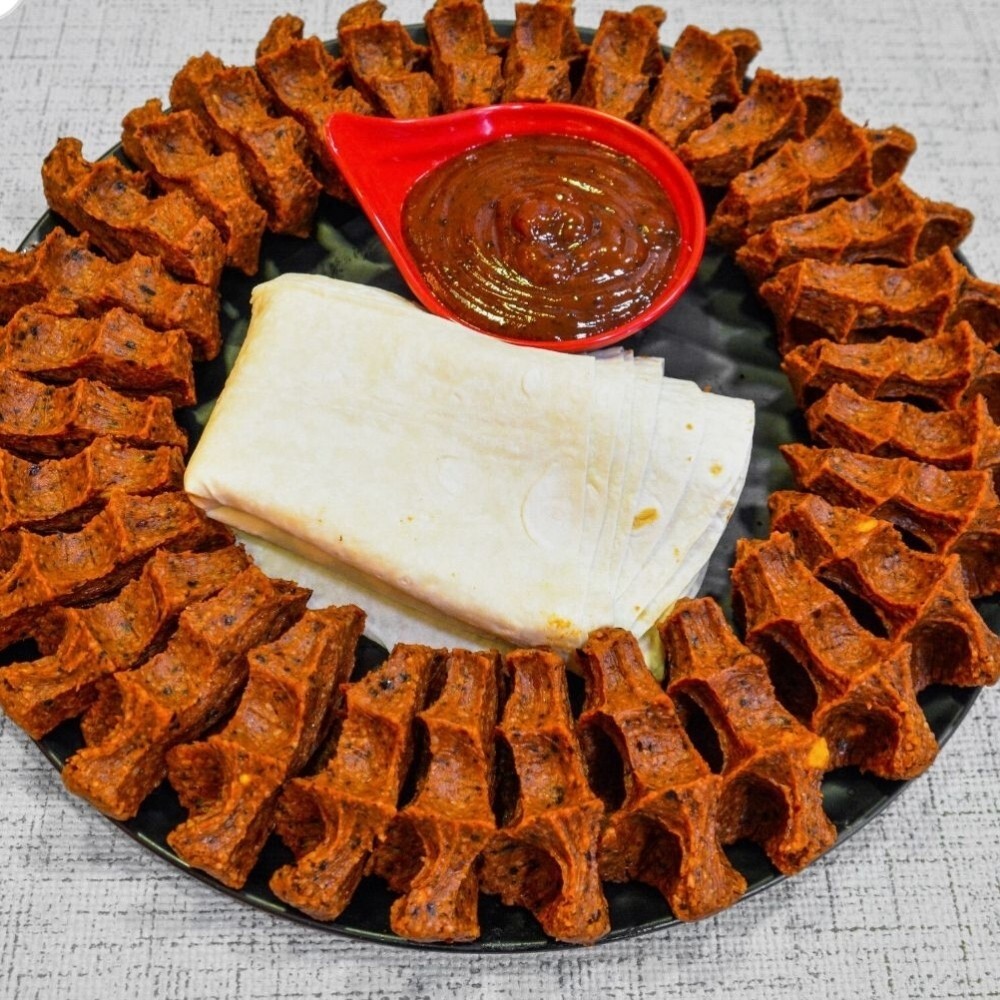 1 KG GARNİTÜRSÜZ ÇİĞ KÖFTE