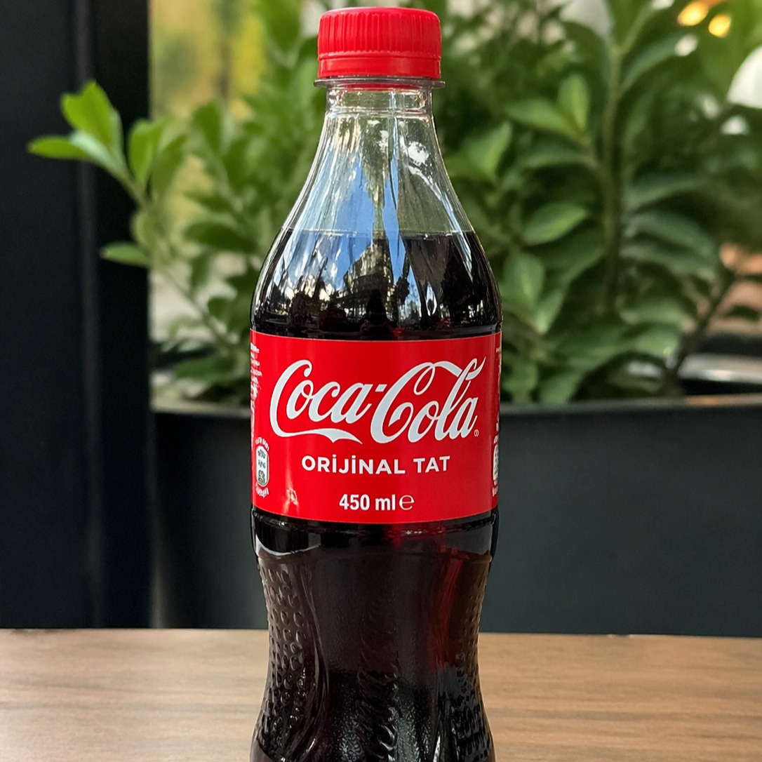 Coca Cola (450 ml)