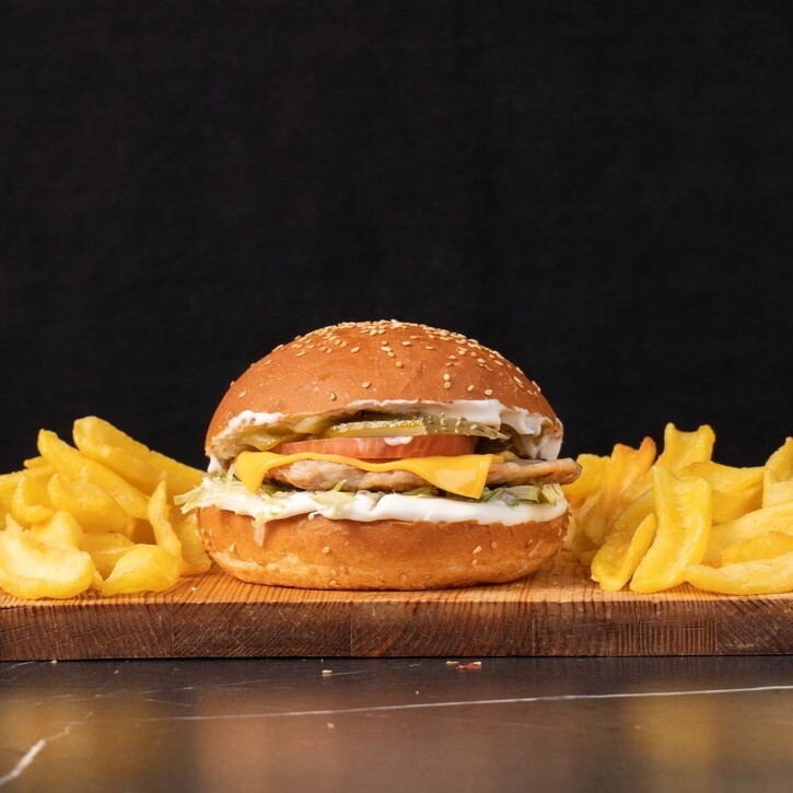 Large Tavuk Burger