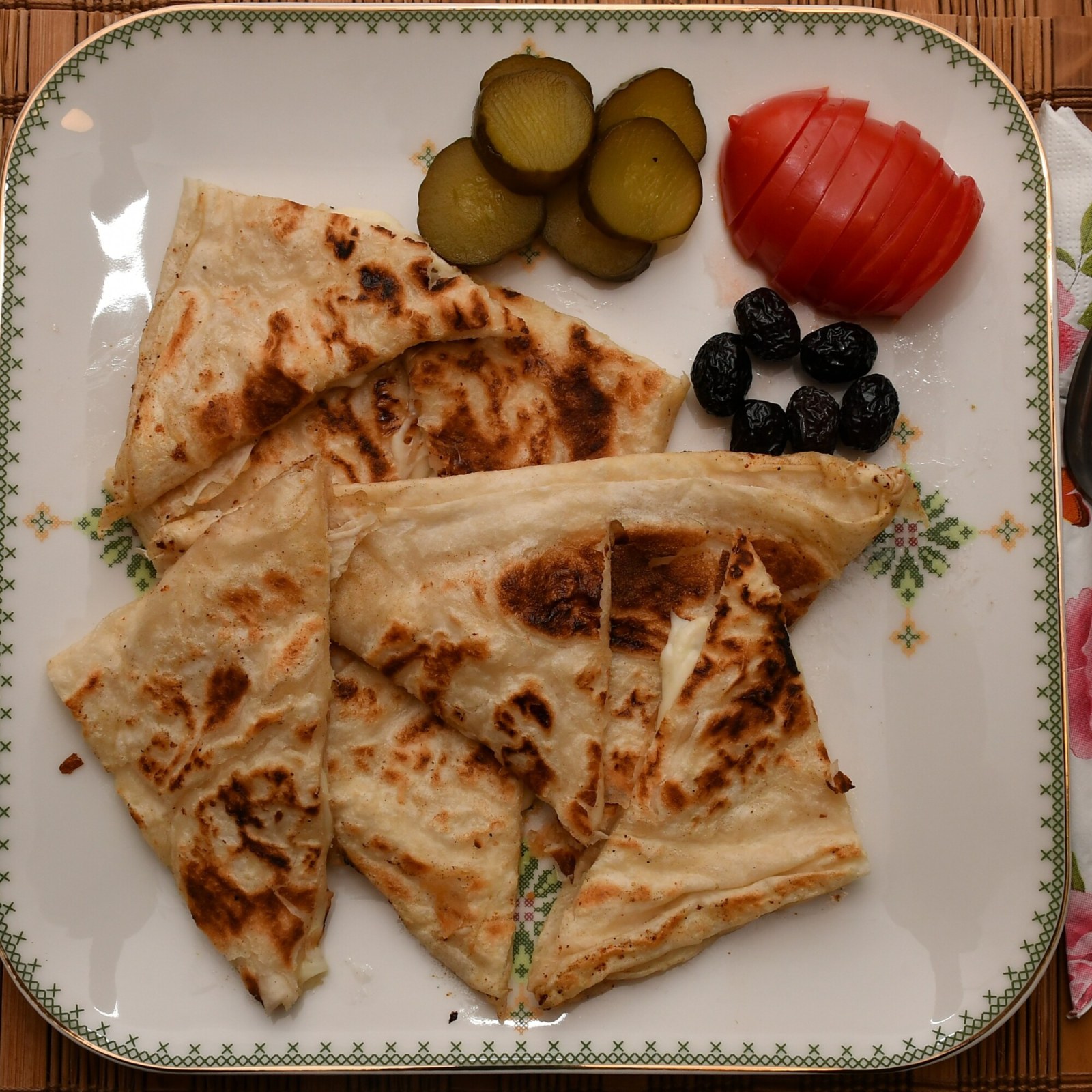 Ispanaklı Peynirli Gözleme