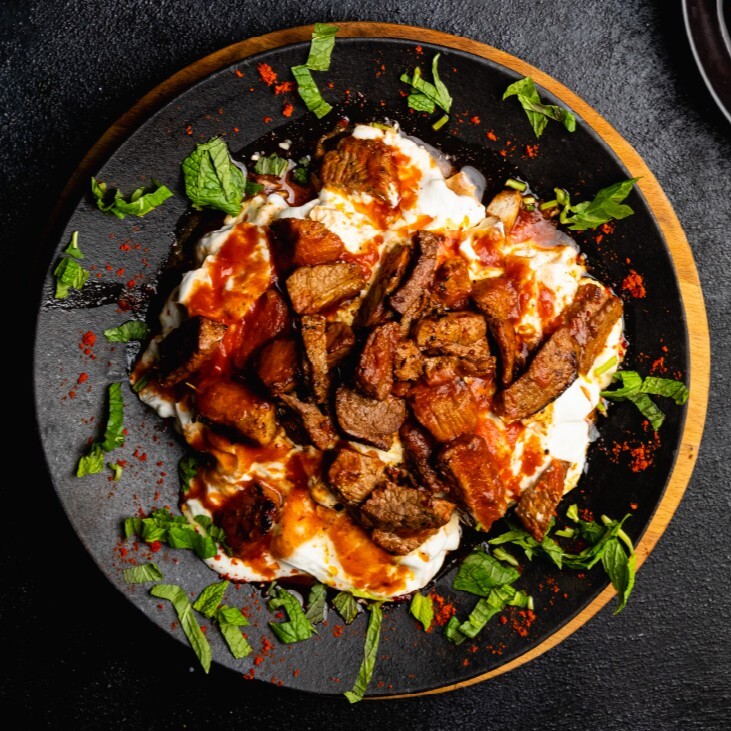 Yoğurtlu Kebap (Kuzu Şişten)