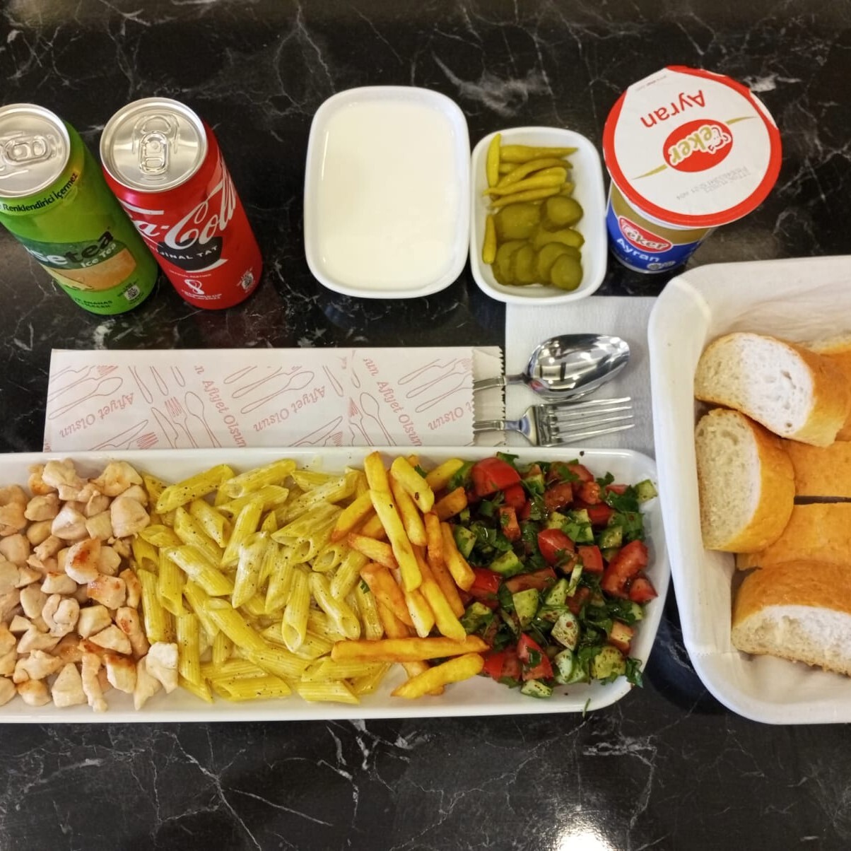 Kremalı Köri Soslu Tavuk