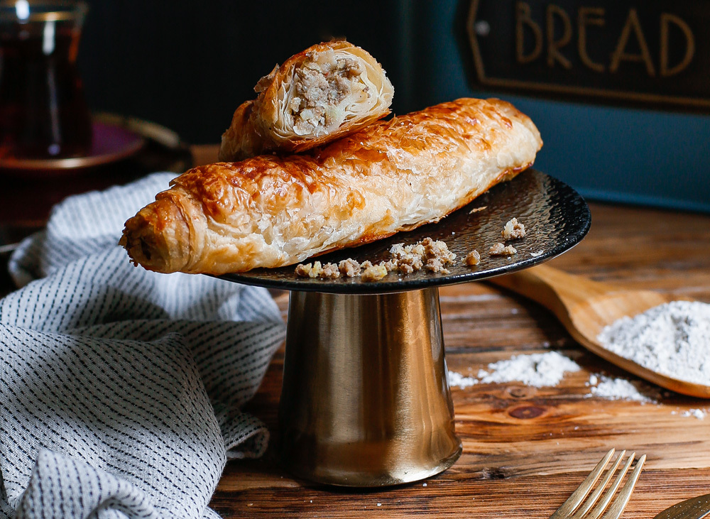 Patatesli Kıymalı Börek