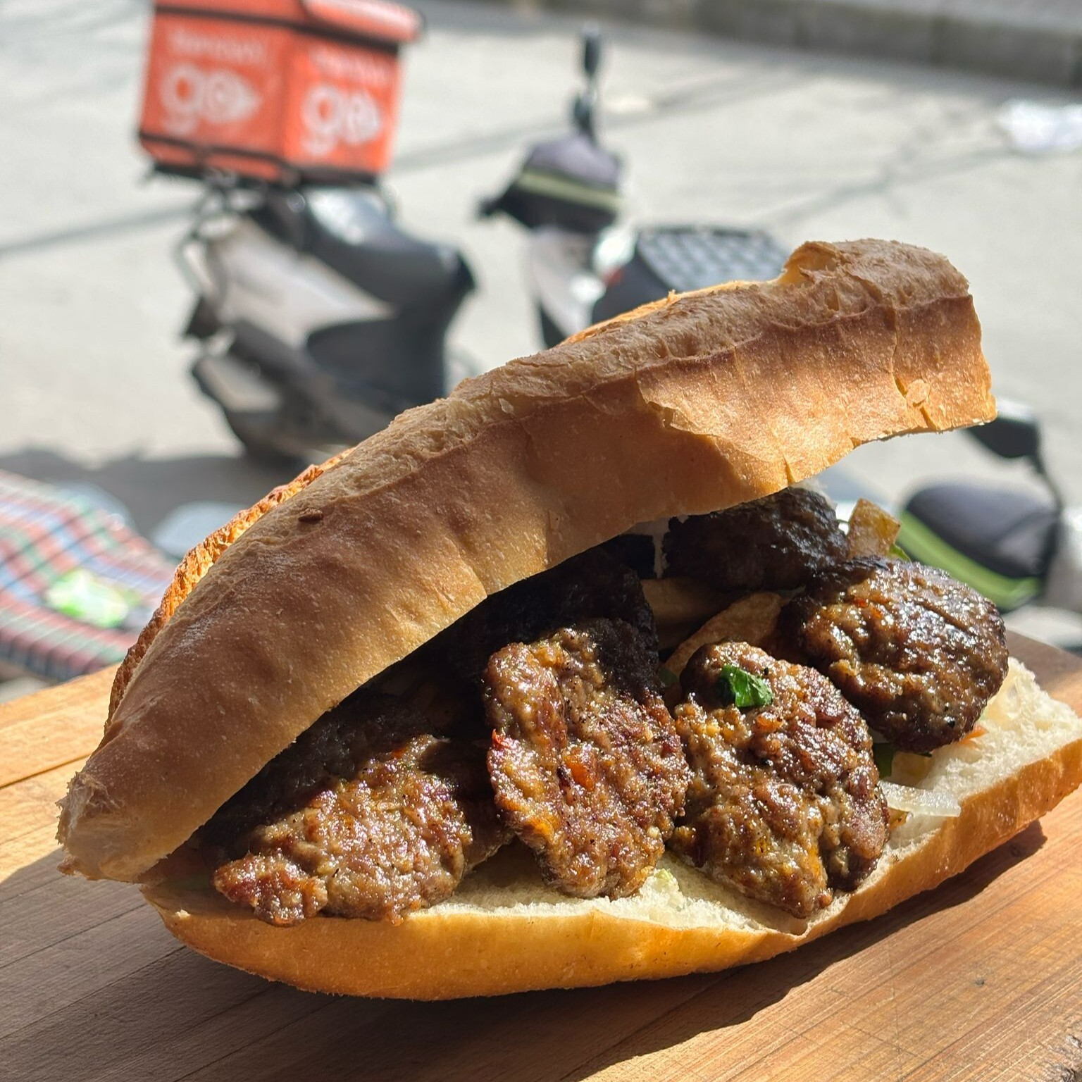 Tam Ekmek Köfte