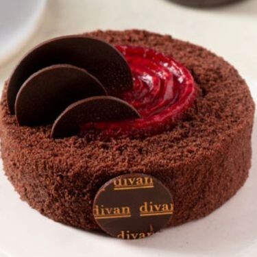 Divan Framboise Pasta (6-8 Kişilik)