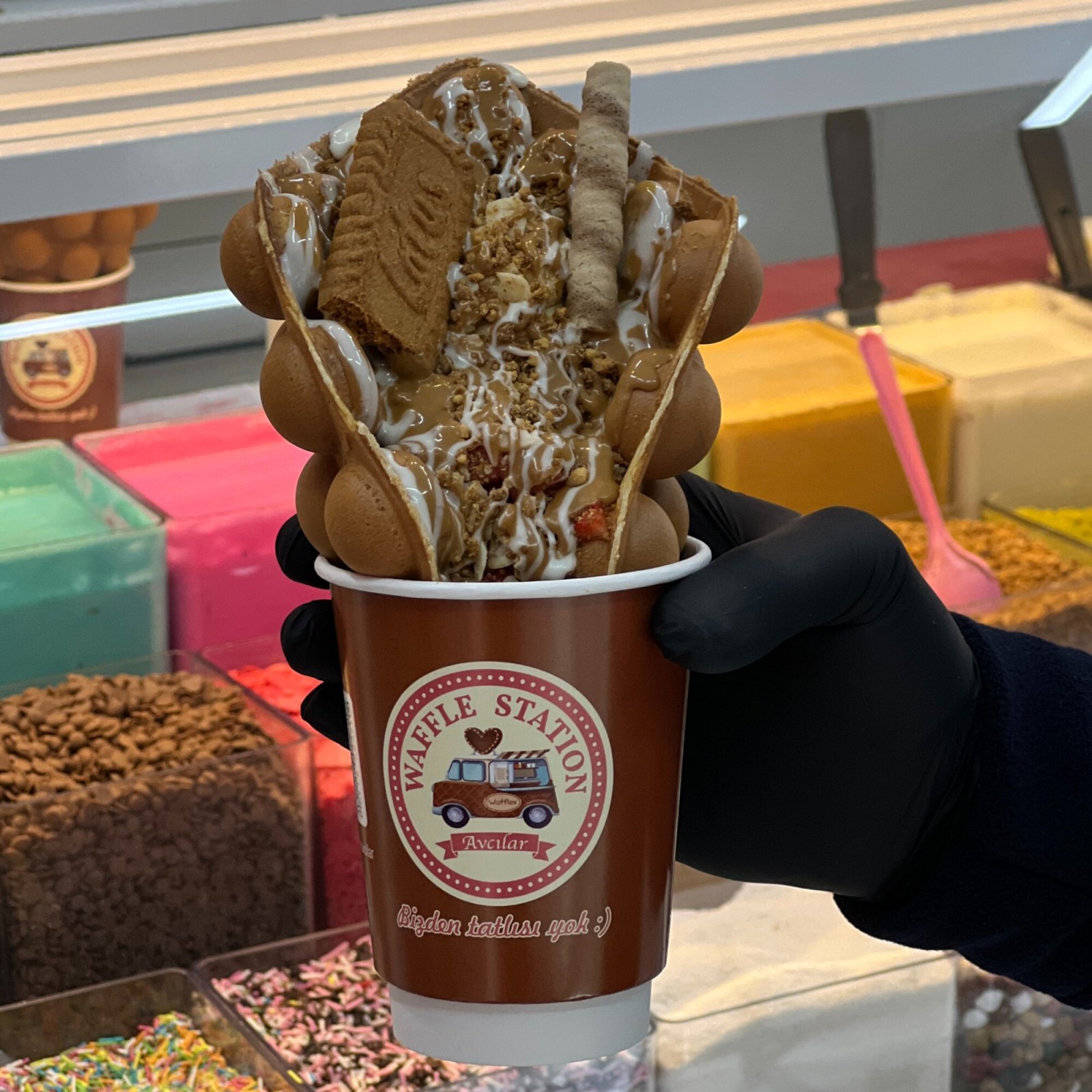 Lotuslu Bardak Waffle +Coca Cola Menü