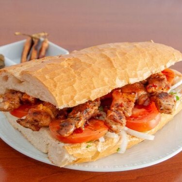 Ekmek Arası Tavuk Şiş [100g]