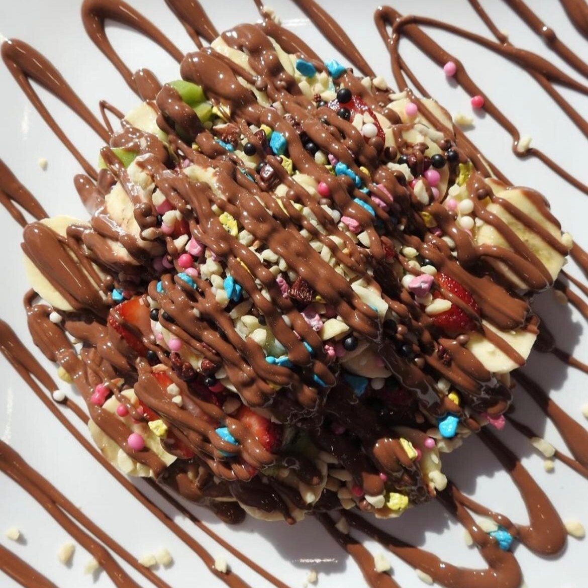 Sütlü Çikolatalı Waffle