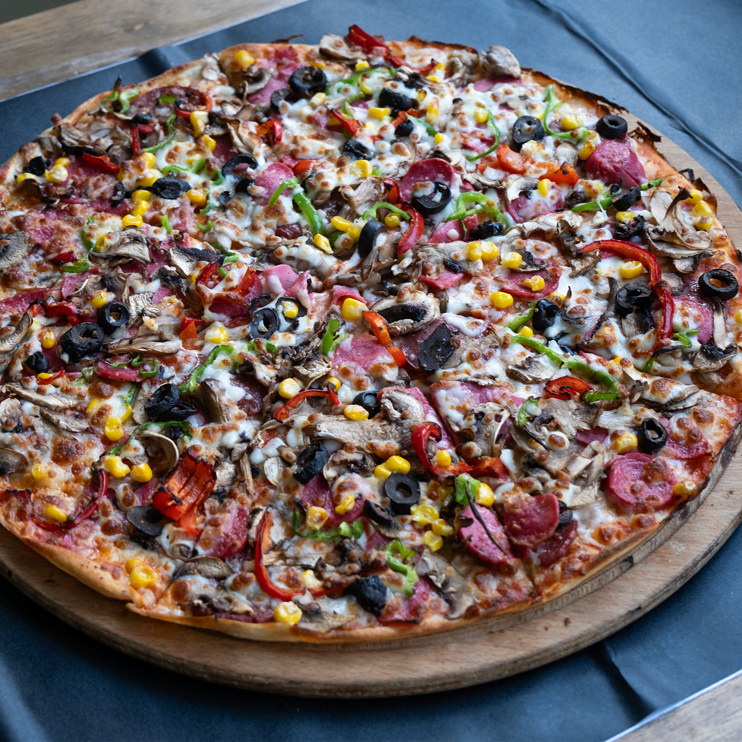 Karışık Pizza (Büyük)