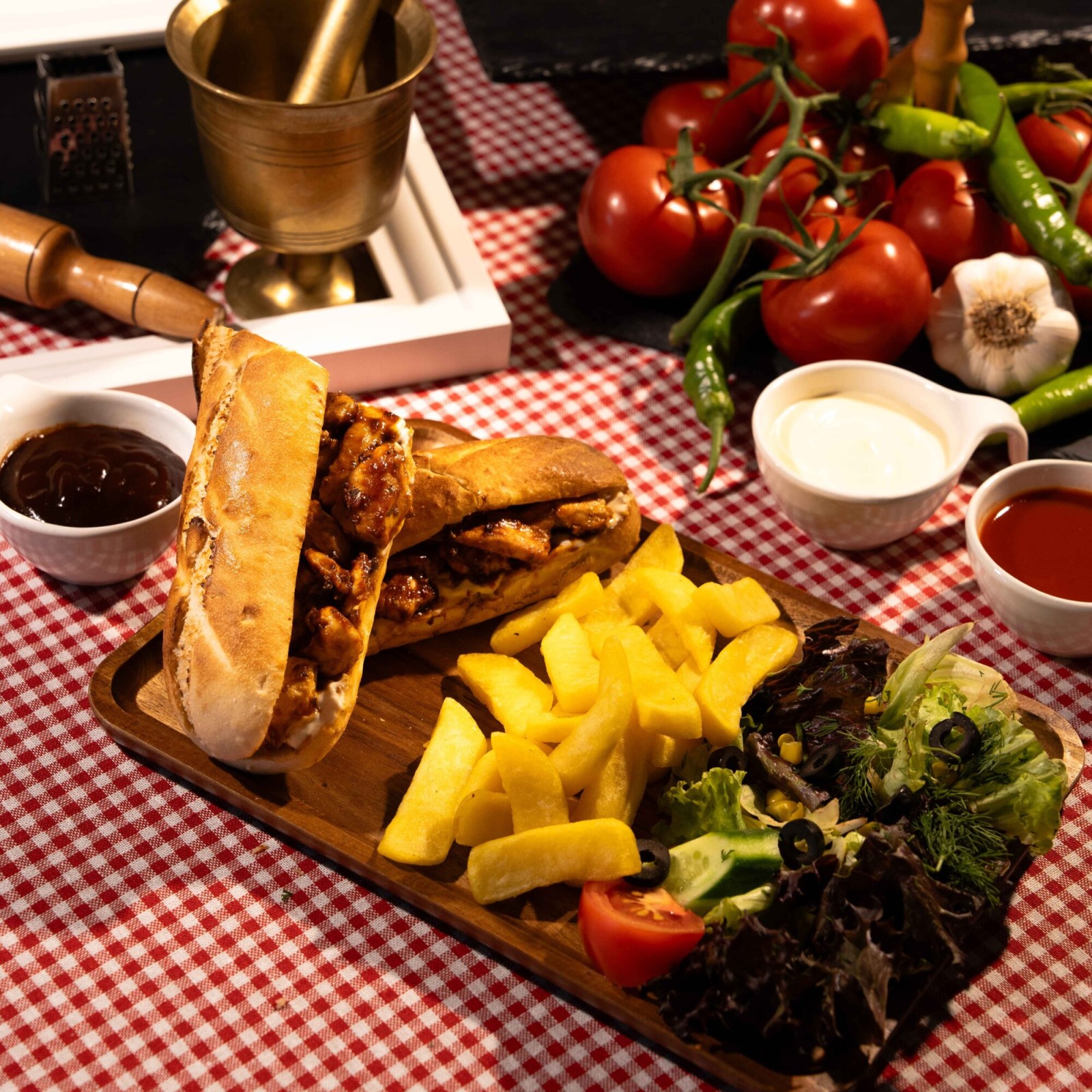 BBQ Tavuk Sandwich