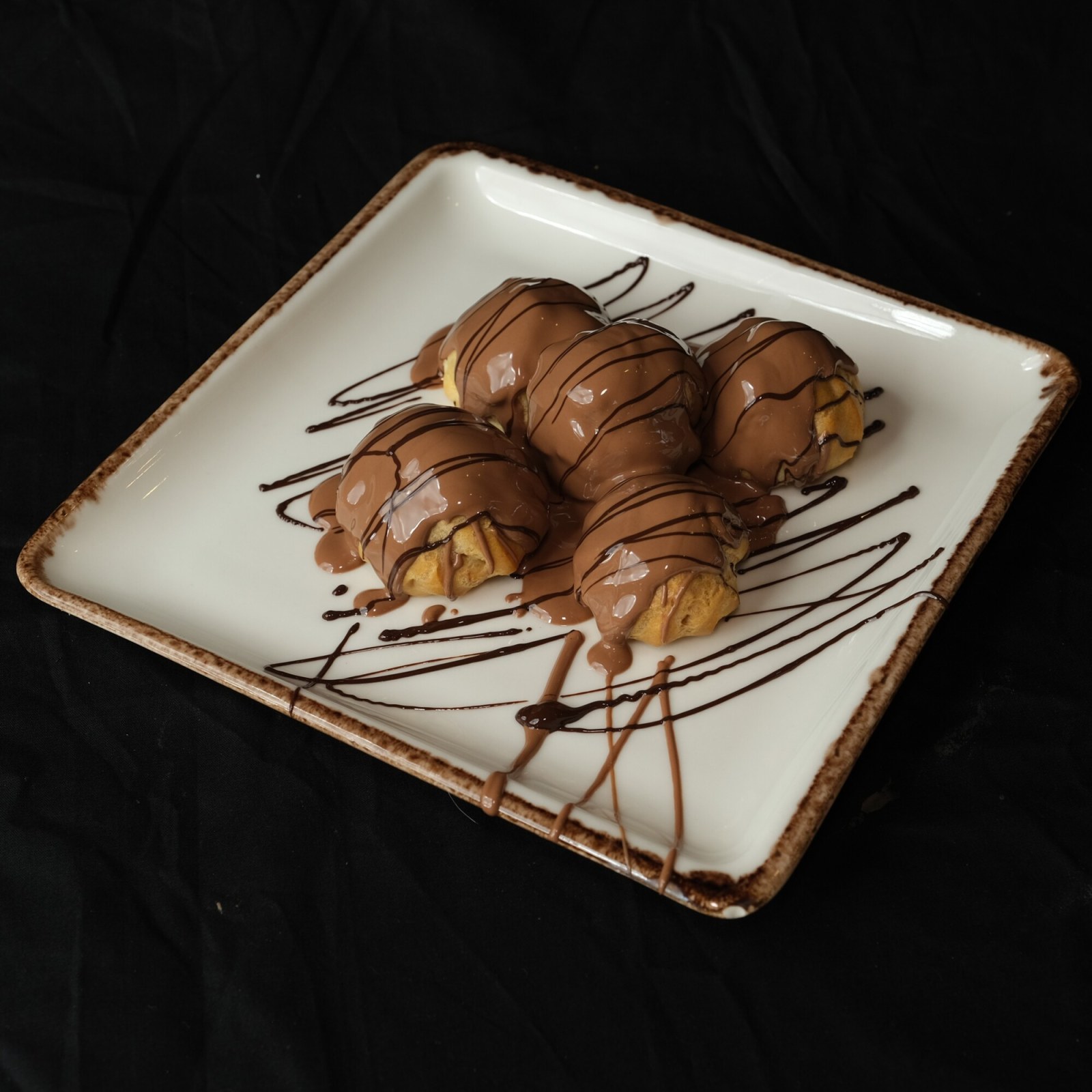 Profiterol (1 kg.)