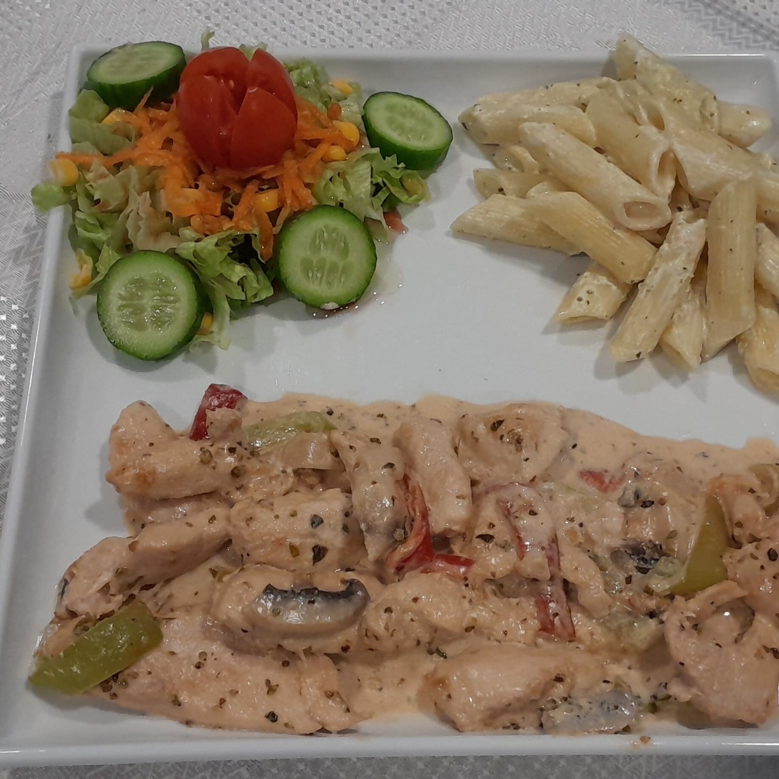 Kremalı Kekikli Tavuk