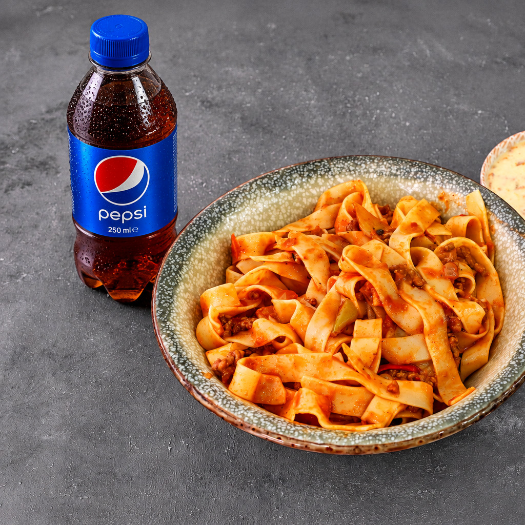 Pepsi'li Sedilla Fettuccine Menü