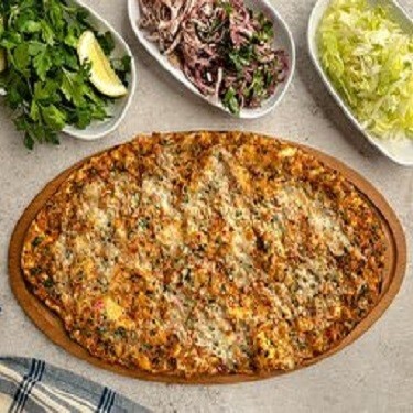 Kaşarlı Lahmacun