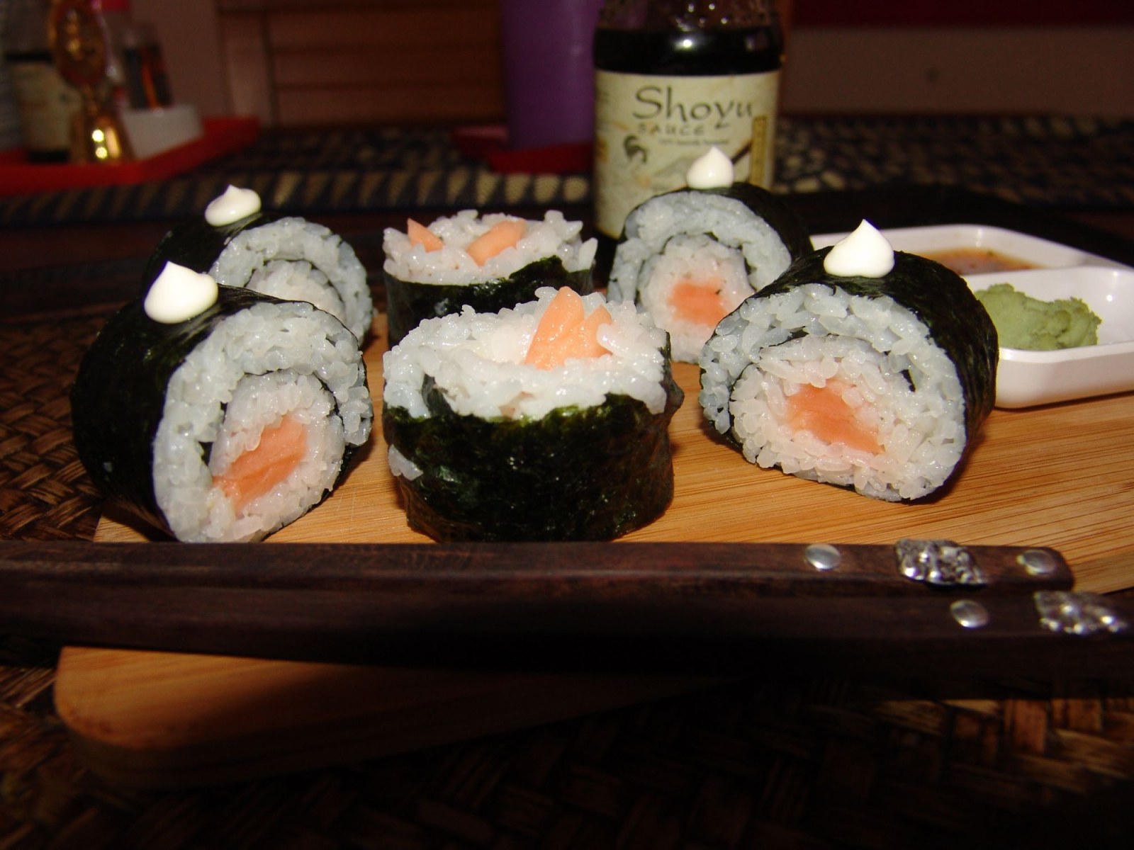 Outside Sake Maki (12 Pcs.)