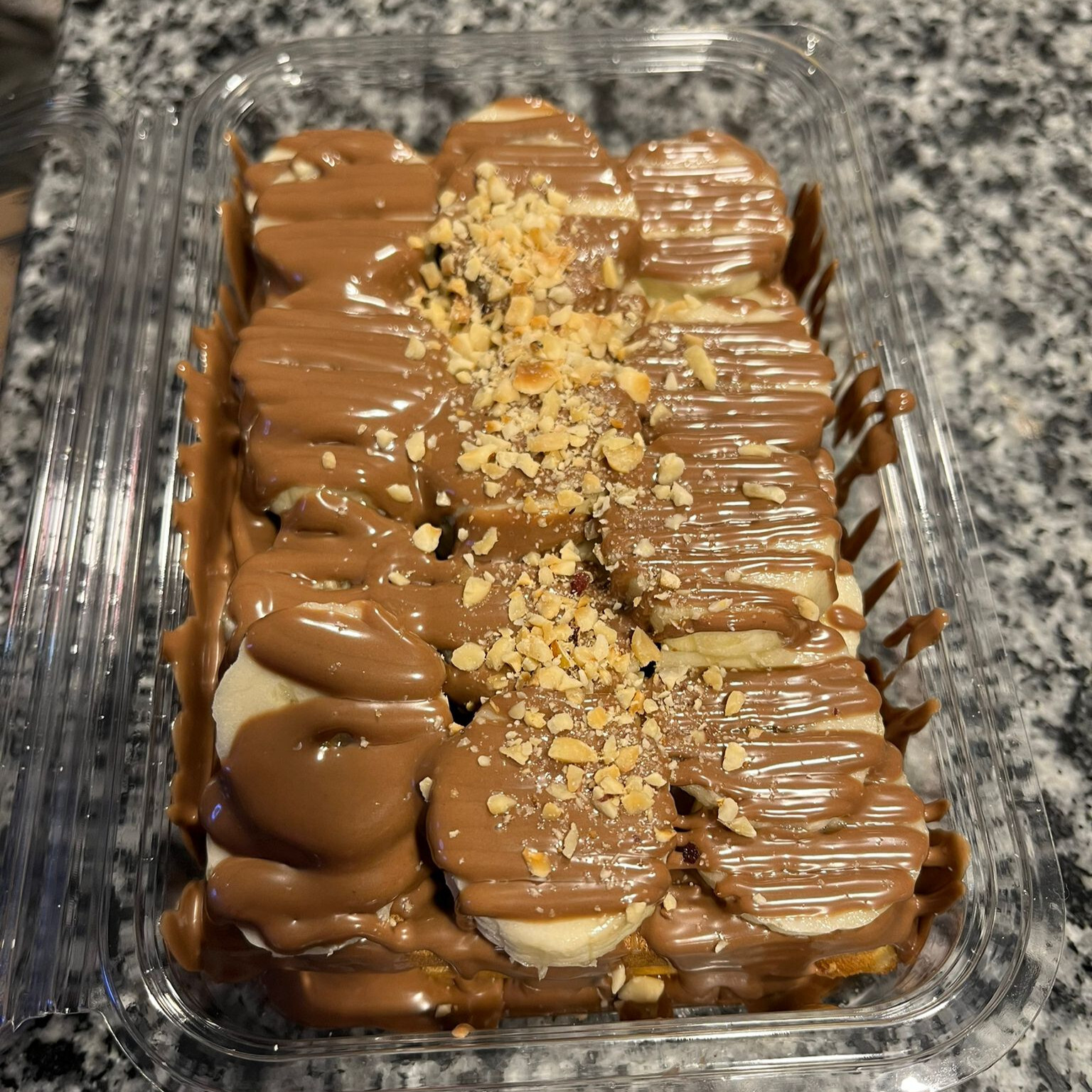 Sütlü Çikolatalı Muzlu Waffle