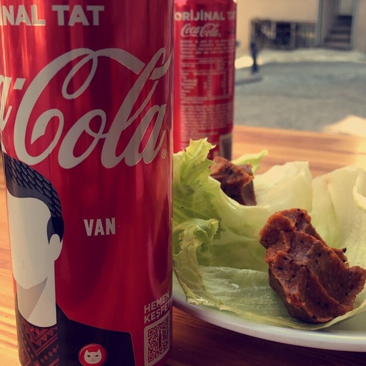 Uber Eats Özel Coca-Cola Menü