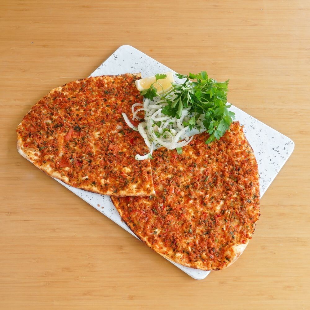 Kaşarlı Malatya Lahmacunu