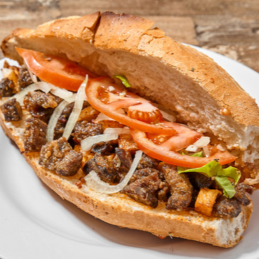 3/4 Ekmek Arası Kuzu Şiş