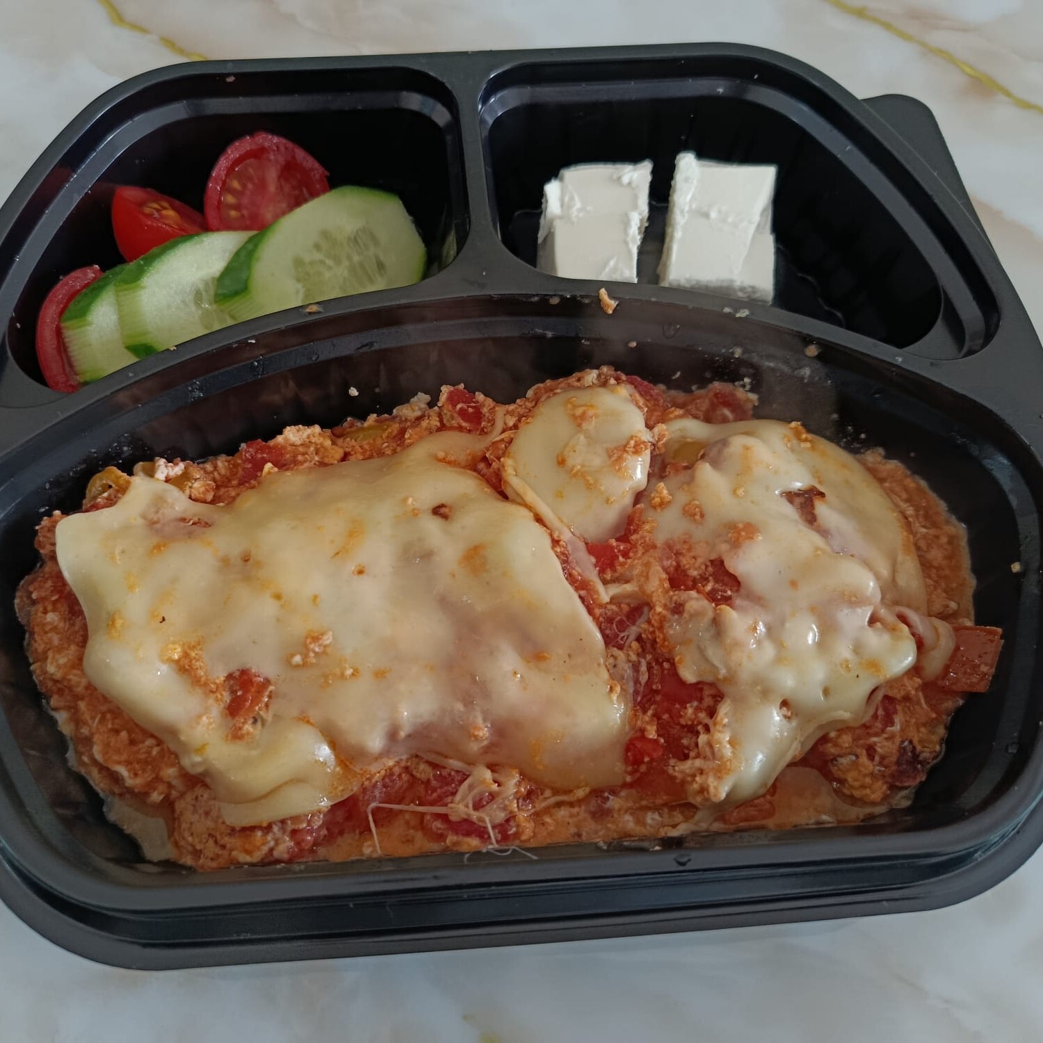 Sucuklu Kaşarlı Menemen