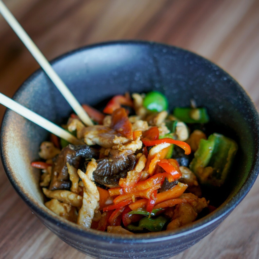29. Çin Mantarlı Tavuk