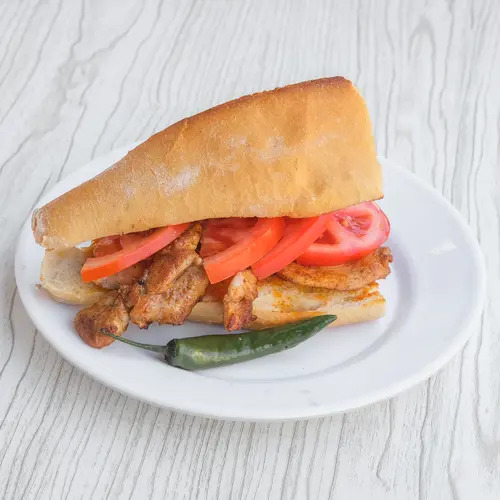 Ekmek Arası Tavuk İncik Şiş