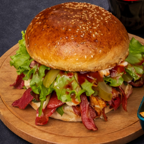 Izgara Sosis Burger