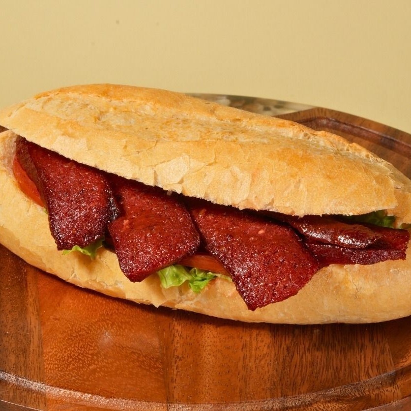 Sucuk Ekmek