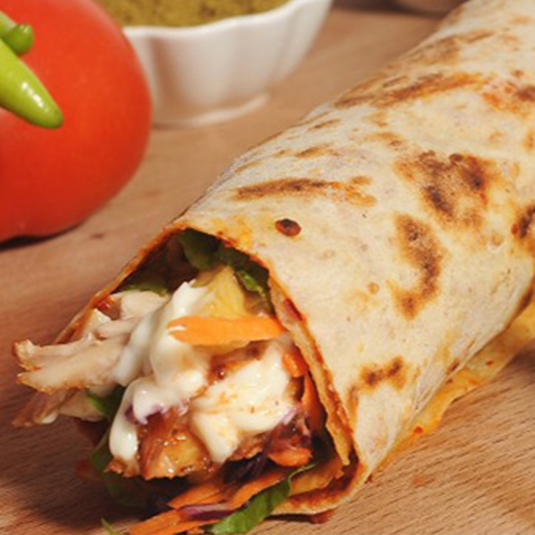 Kaşarlı Soslu Tavuk Döner Dürüm