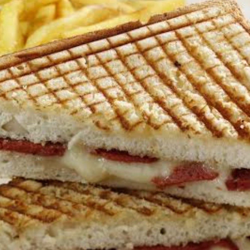 Uber Eats Tam Ekmek Kaşarlı Tost